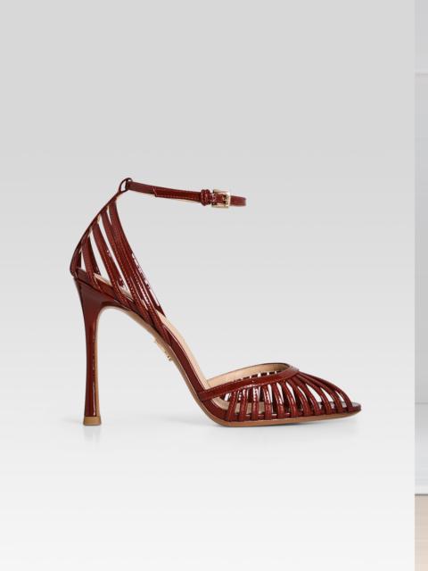 RETROFÊTE ANALU SANDAL
