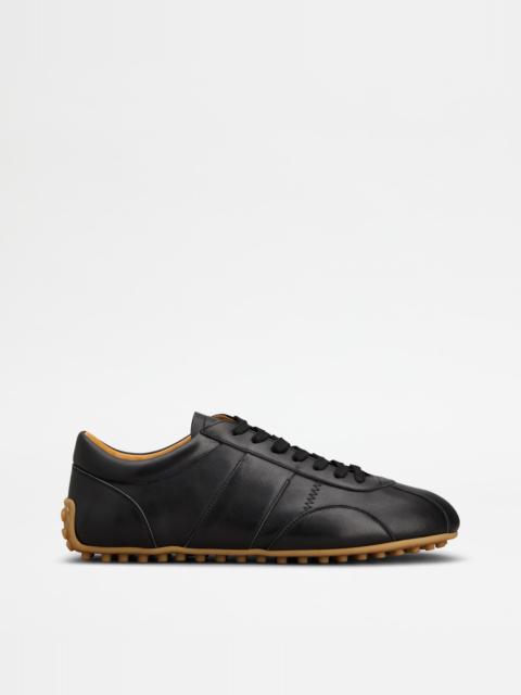Tod's TOD'S T MARATHON SNEAKERS IN LEATHER - BLACK