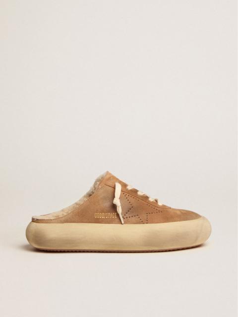 Women's Space-Star Sabot shoes in tobacco-colored suede with shearling lining