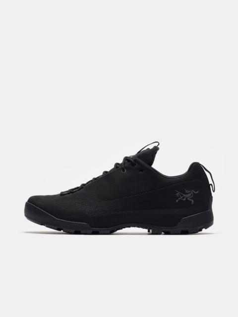 Arc'teryx Konseal Sneaker in Black/Black