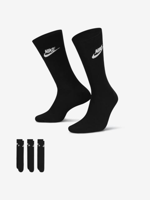 Nike Sportswear Everyday Essential Crew Socks (3 Pairs)