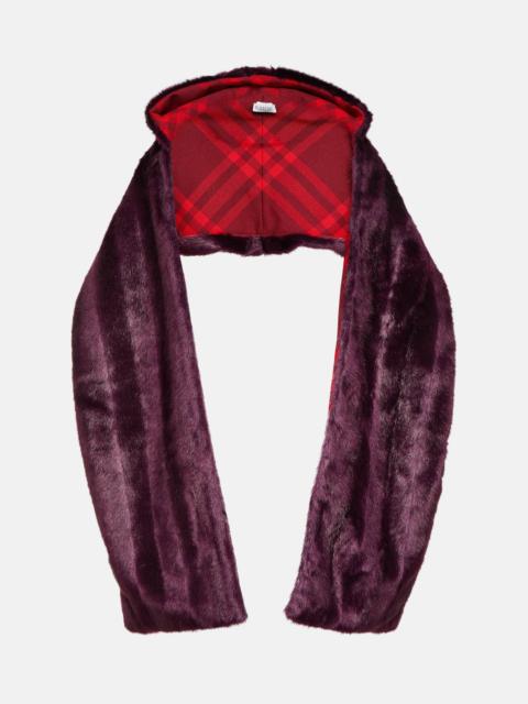 Burberry Faux fur scarf