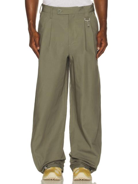 REESE COOPER® Cotton Ripstop Pleated Trouser