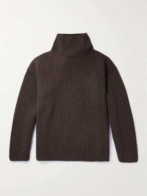 The Row Manlio Ribbed Cashmere Rollneck Sweater