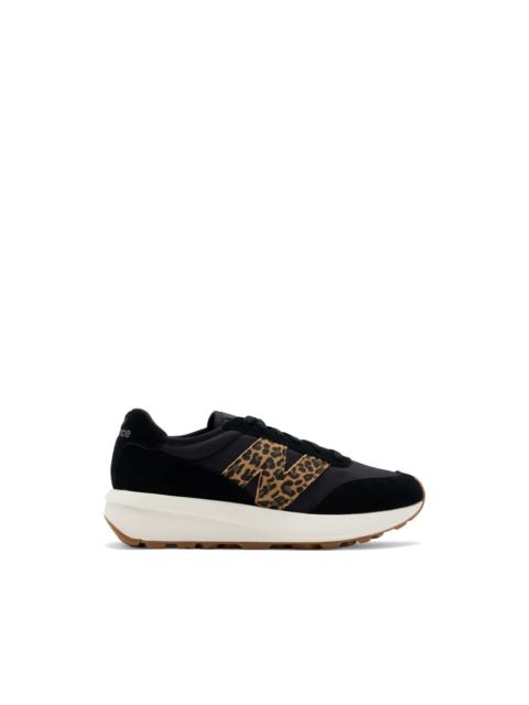 New Balance 370 sneakers