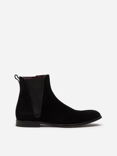 Velvet calfskin chelsea boots