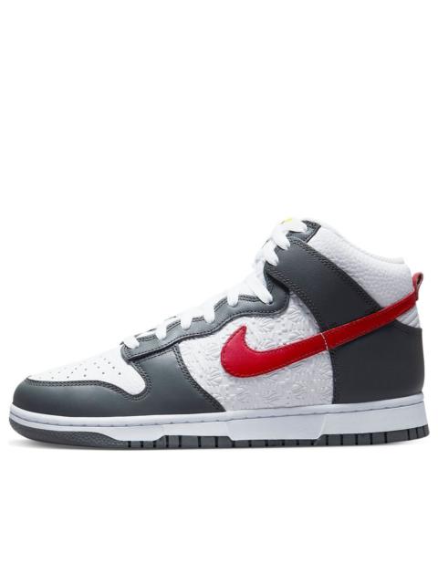 Nike Nike Dunk High 'Embossed Basketball Grey Red' FD0668-001