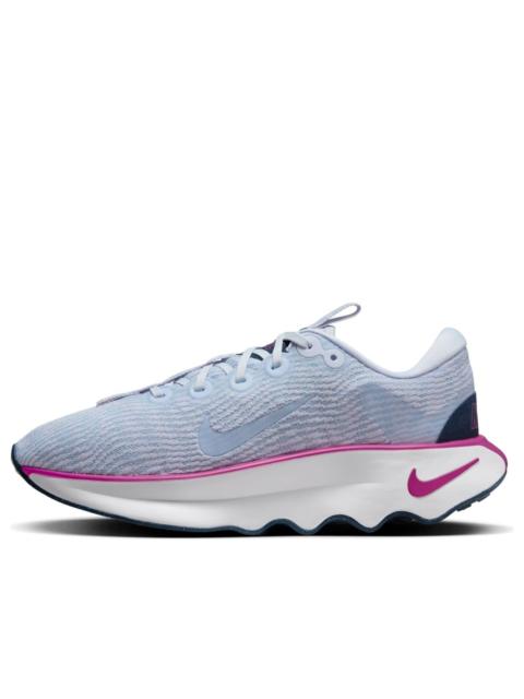 Nike (WMNS) Nike Motiva 'Football Grey Hot Fuchsia Navy' DV1238-008