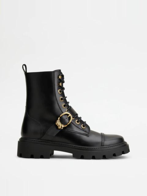 Tod's TOD'S COMBAT BOOTS IN LEATHER - BLACK