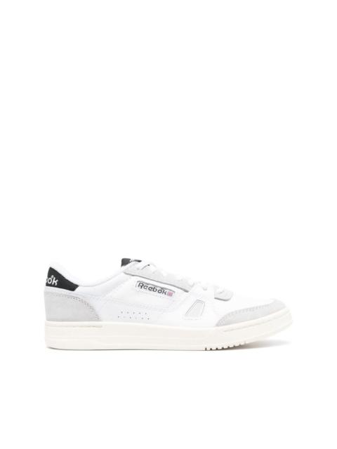 Reebok logo-patch low-top sneakers