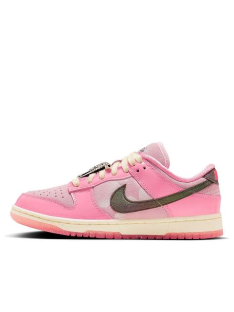 Nike (WMNS) Nike Dunk Low 'Barbie' FN8927-621