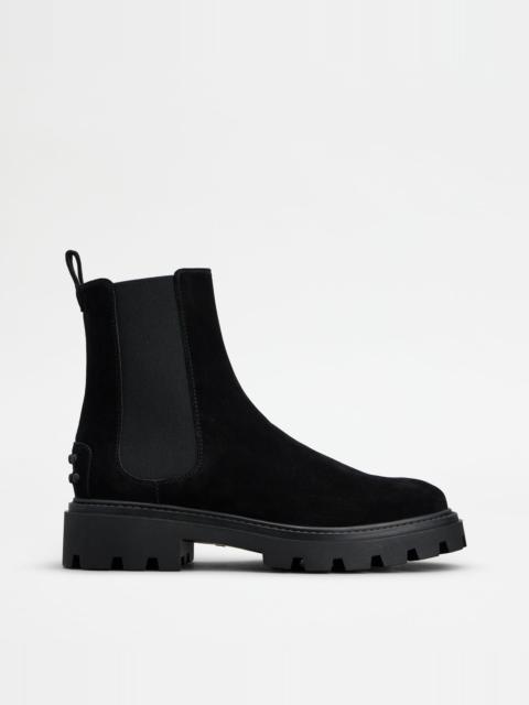Tod's TOD'S CHELSEA BOOTS IN SUEDE - BLACK