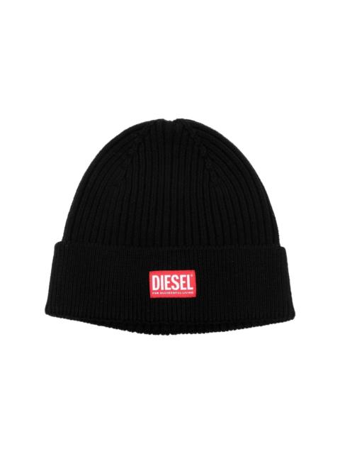 ribbed logo beanie