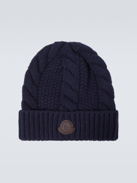 Cable-knit wool and cashmere beanie