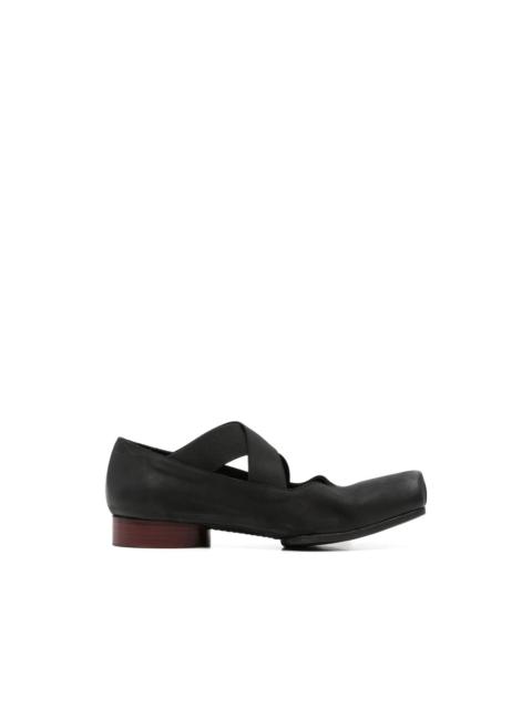 UMA WANG crossover-strap square-toe ballet flats