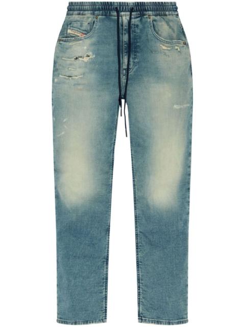 Diesel 2031 D-Krailey 가늘게 한 청바지
