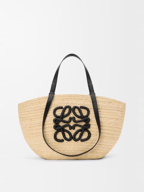 Loewe Medium Eclipse basket in raffia and calfskin