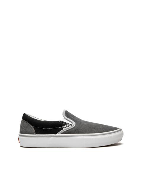 Skate slip-on sneakers