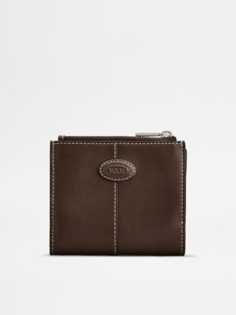 Tod's WALLET IN LEATHER - BROWN