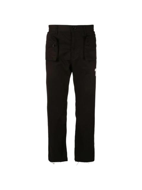 zipped pockets trousers