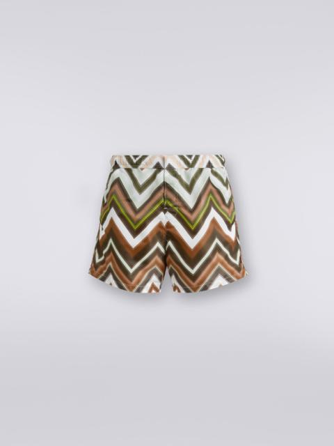 Swimming trunks in nylon with large gradated zigzag