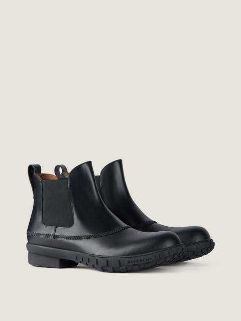 Givenchy GIVENCHY ECHO CHELSEA BOOTS IN LEATHER