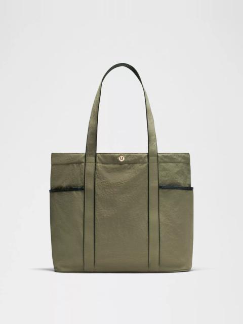 lululemon Daily Multi-Pocket Tote Bag 20L