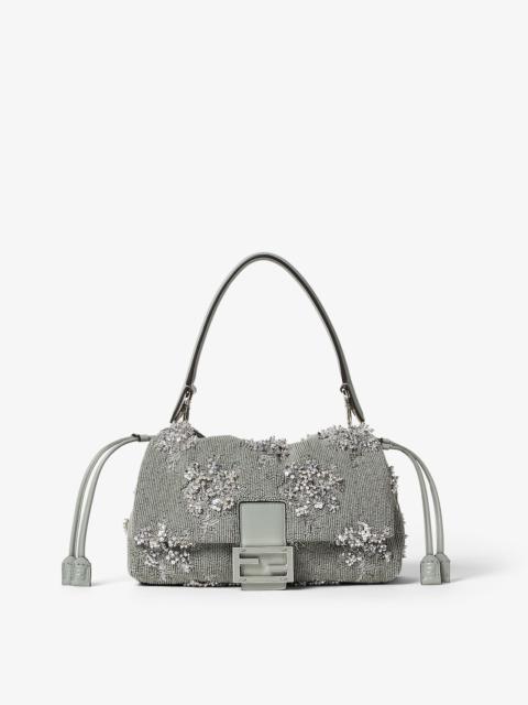 FENDI Mamma Baguette Medium
