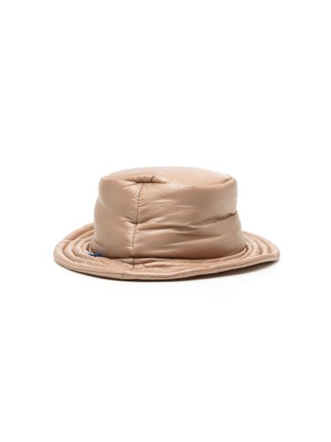 padded logo-tag bucket hat