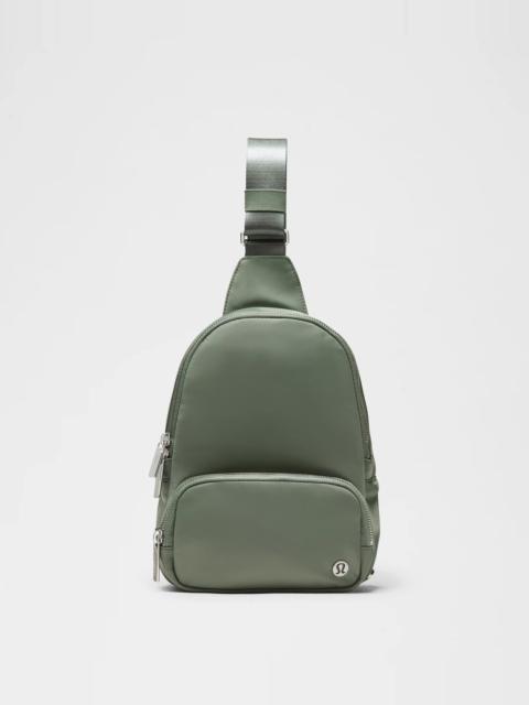 lululemon Everywhere Sling Bag 4.2L