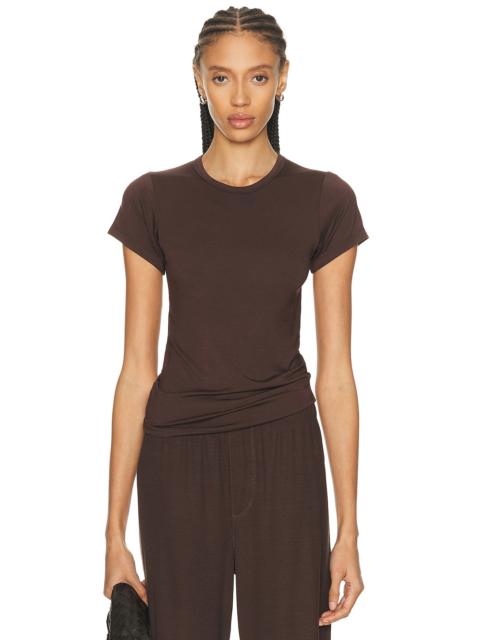 ÉTERNE Fitted Crewneck Short Sleeve T-Shirt