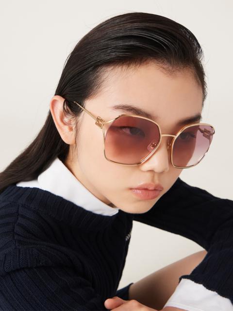 Miu Miu Logo sunglasses