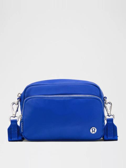 lululemon Everywhere Crossbody Bag 2L *Metal Hardware