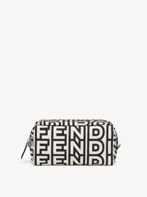 FENDI Small toiletry case with large inside compartment and zip fastening. Made of nylon printed with the 