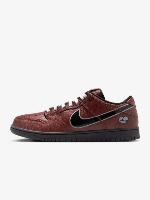 Nike SB Dunk Low Pro Skate Shoes