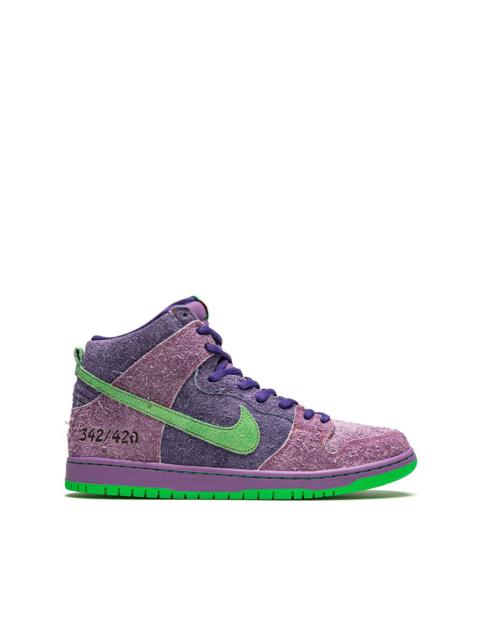 SB Dunk High sneakers