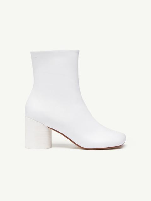 Anatomic ankle boots