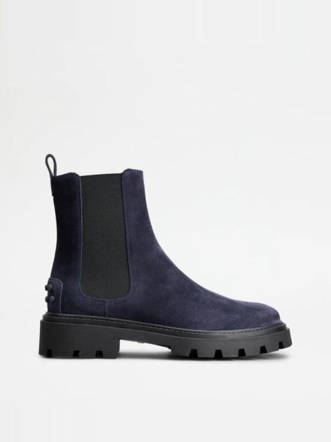 TOD'S CHELSEA BOOTS IN SUEDE - BLUE