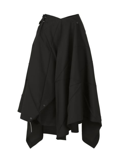 132 5. ISSEY MIYAKE NO.4