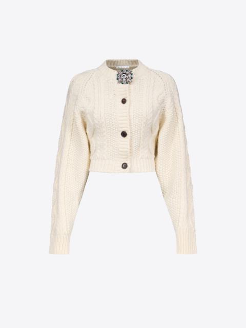 AREA CRYSTAL BROOCH CROPPED CARDIGAN
