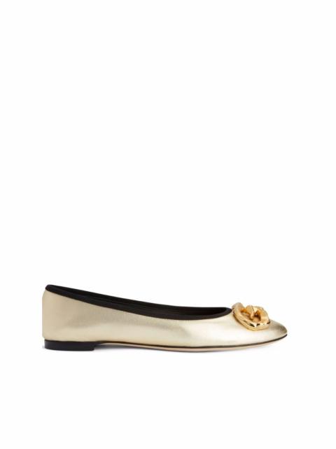 Amur logo-plaque ballerina pumps