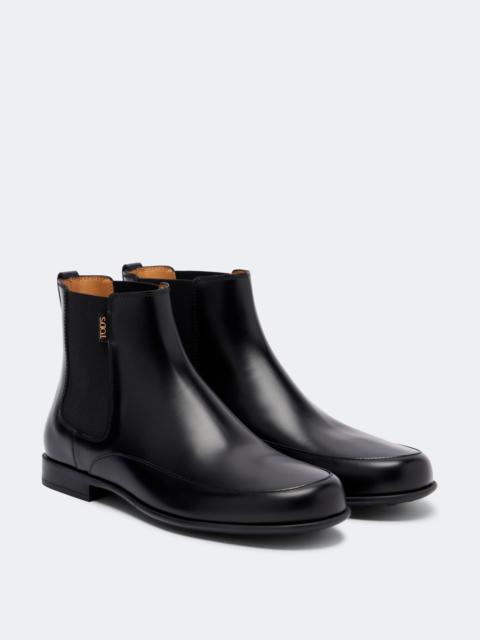 Tod's Leather Chelsea boots