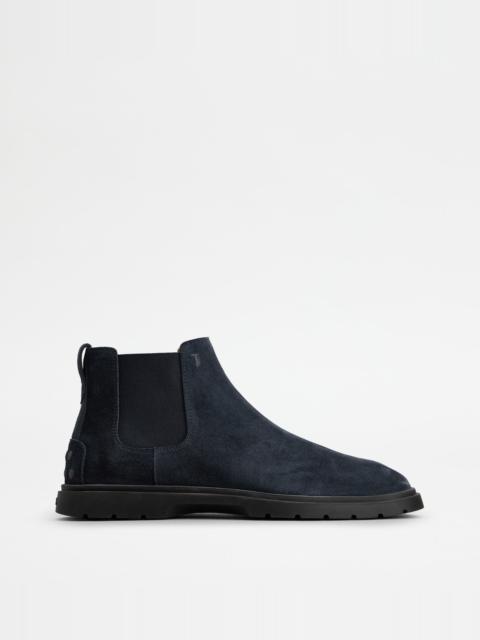 Tod's CHELSEA BOOTS IN SUEDE - BLUE