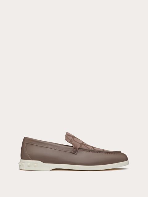 Valentino LEISURE FLOWS SLIP-ON IN CALFSKIN AND TOILE ICONOGRAPHE TECHNICAL FABRIC