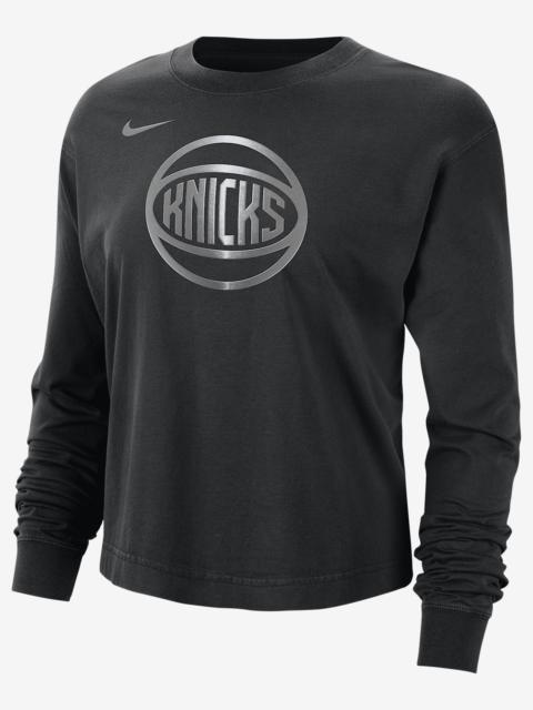 Nike New York Knicks Courtside Women's Nike NBA Shine Boxy Long-Sleeve T-Shirt