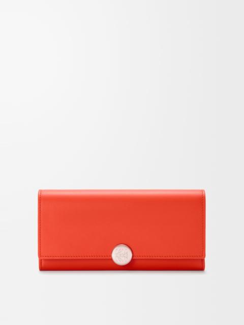 Loewe Pebble continental wallet in shiny nappa calfskin