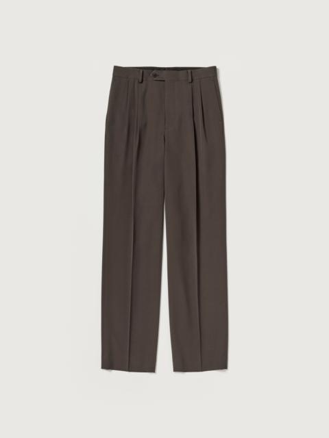 AURALEE 가벼운 모직 최대 Gabardine Two-Tuck Slacks 다크 브라운