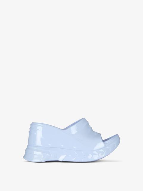 MARSHMALLOW WEDGE SANDALS IN RUBBER