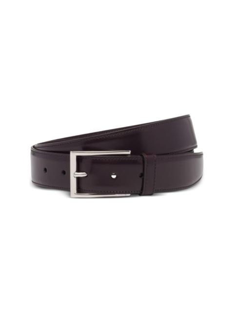 polished buckle-fastening leather belt