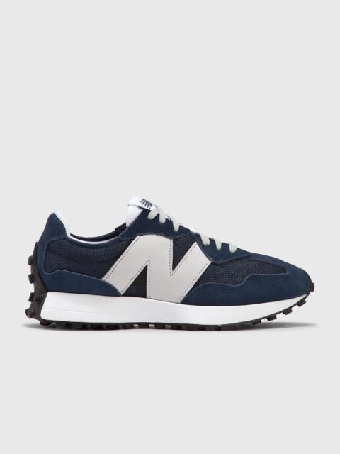 New Balance 327